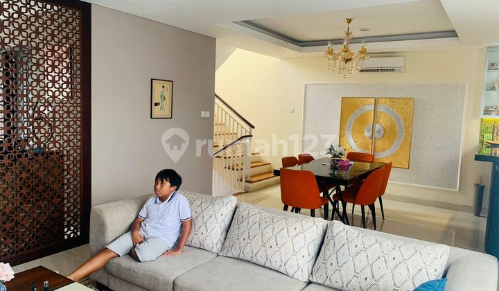 Leasehold 20 Years 4 BR Modern House Residence Complex Kerobokan 1