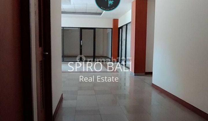 Yearly Rent 3 Floors Building at Jalan Patih Jelantik Kuta 2