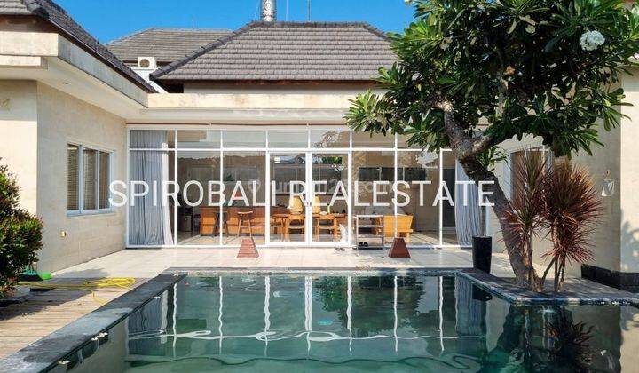 For Rent 2 Bedrooms Villa at Touristic Area of Legian Kuta 1