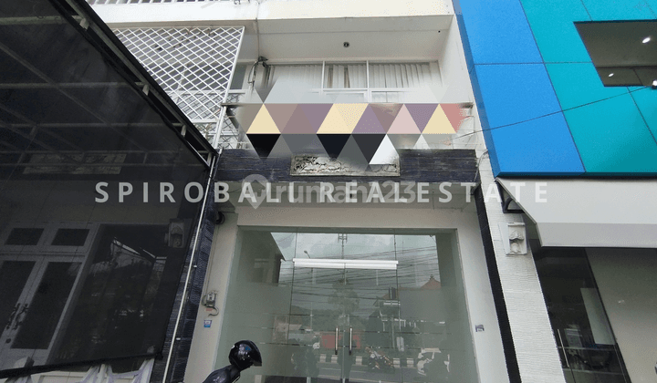 3 Storey Shop for sale on Jl Utama By Pass Ngurah Rai Sanur 1