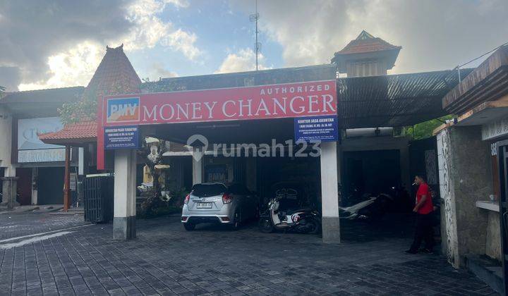 Quick sale of prime location shophouse at By Pass Ngurah Rai Kuta  1