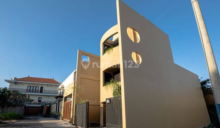 For Sale Cozy 2 Bedrooms Villa Pererenan Furnished 2