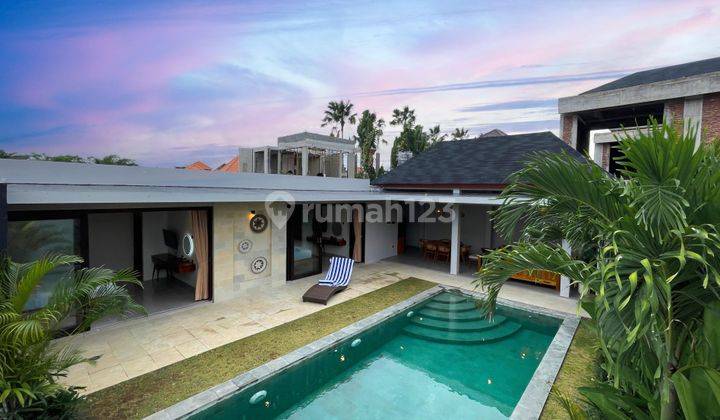 25 Years Leasehold Modern Design 2 Beds Villa Seminyak  2