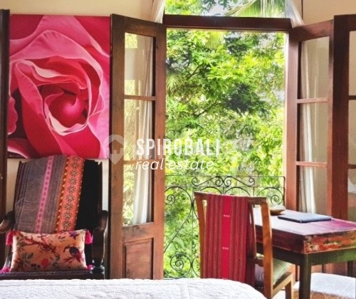 For Sale Quickly 6 BR Thematic Design Villa in Tumbak Bayuh For Sale Quickly 6 BR Thematic Design Villa in Tumbak Bayuh