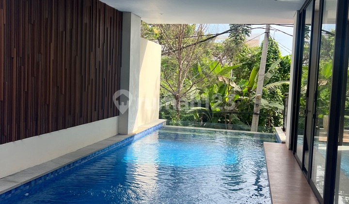 For Lease Brand New 3+1 Bedroom Villa with Ocean View at Berawa Beach 2