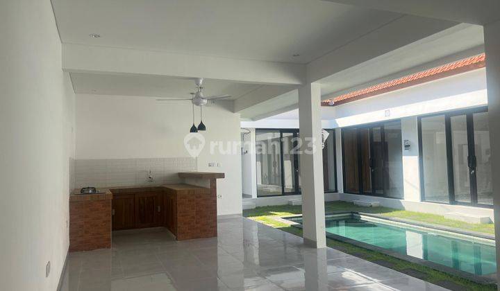 Brand New 3 Bedrooms Villa Unfurnished In Canggu Area 2