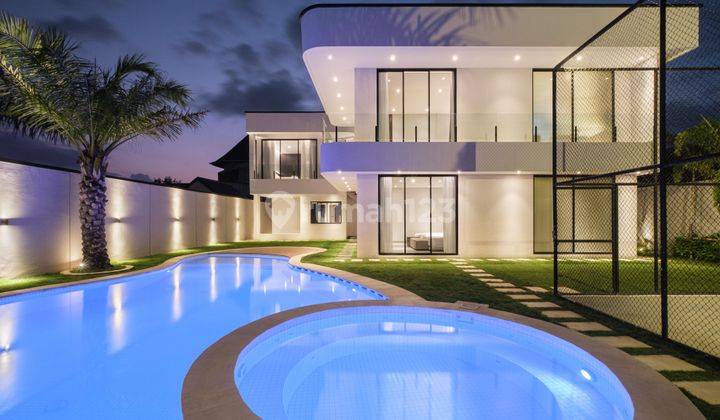 Sale Modern Luxury Home 7 Bedrooms in Sanur Bali 1