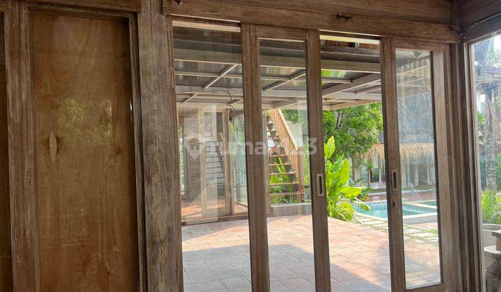 Long Lease Spacious 4 Bedrooms Wooden Villa Padonan Area 2