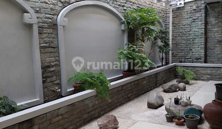 Rumah Rapih Asri di Sektor 6 Bintaro Jaya 2
