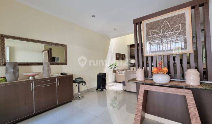Rumah Full Renovasi Bagus di Cluster San Lorenzo Kawasan Il Lago Gading Serpong  4