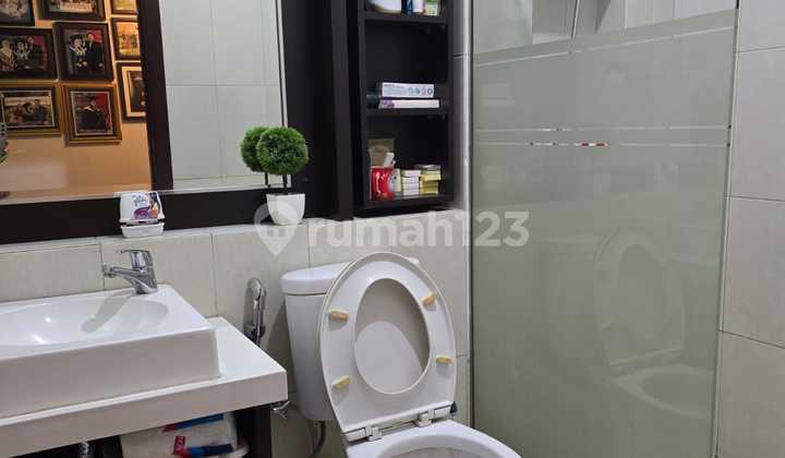 For Sale: Semi-furnished 2-story house ready to occupy in BSD Virginia Lagoon - Tyasefb. 2