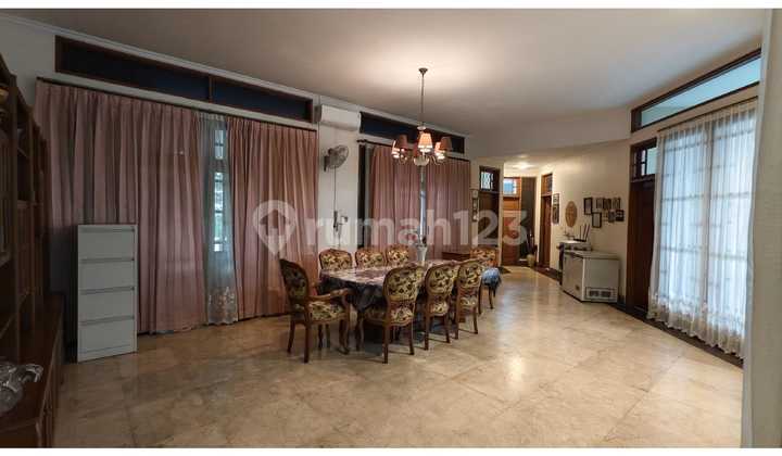 Rumah Strategis Dgn Tanah Luas di Bintaro Tangsel Gb-17819 2