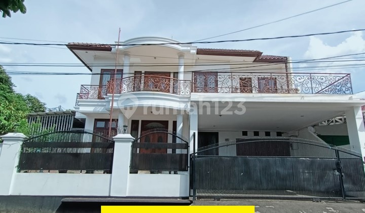 2-Story House for Business in Bintaro Pesanggrahan 17191-WT 08111899245