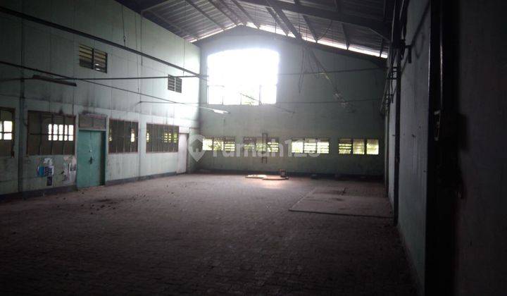 Dijual Gudang Dekat Jalan Utama di Jl Raya Bogor, 8406 lr 08111119245 8
