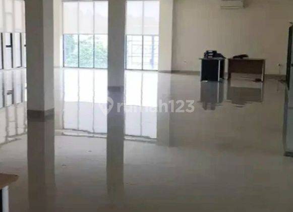 Gedung 3,5 Lantai Arah Timur di Jl Jombang Raya 4723 lr 08111119245 4