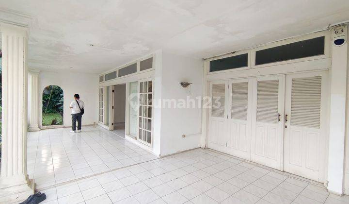 Rumah Hot Sale Hitung Tanah di Kemang Jaksel 8584 lr 08111119245 2