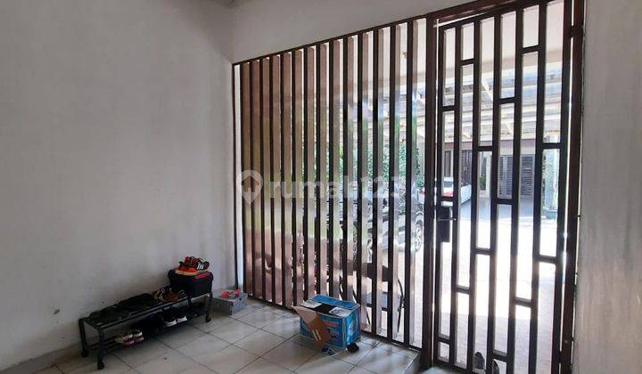 Rumah Hook Modern di Discovery Conserva Bintaro 13096 08111899245 2