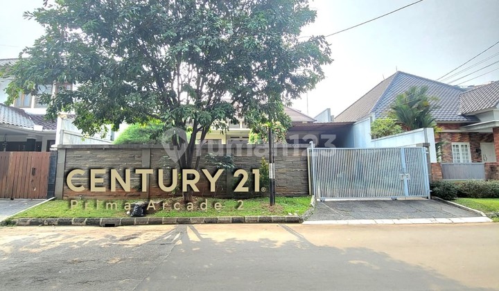 Strategic House with Large Yard in Bintaro Tangsel Sc-15020