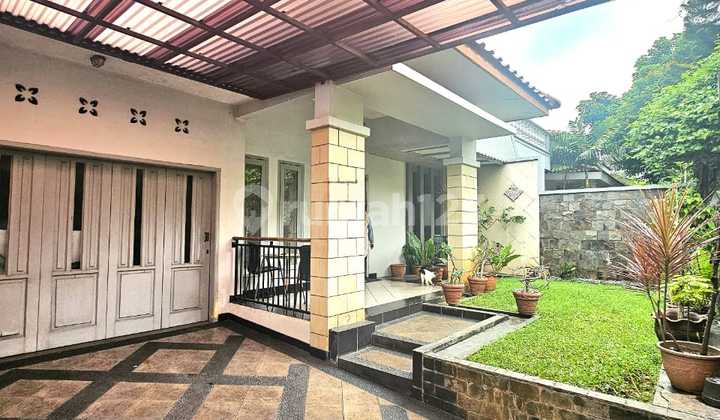 Rumah Strategis Luas di Bintaro Jaksel LR-13952