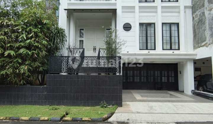 Rumah Strategis Fully Furnished di Bintaro Tangsel Lr-17757