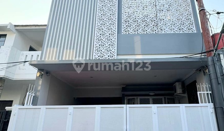 Dijual Rumah Fully Furnished Plus Rooftop di Graha Raya 16227-GB 0811189xxxx Dijual Rumah Fully Furnished Plus Rooftop di Graha Raya 16227-GB 0811189xxxx