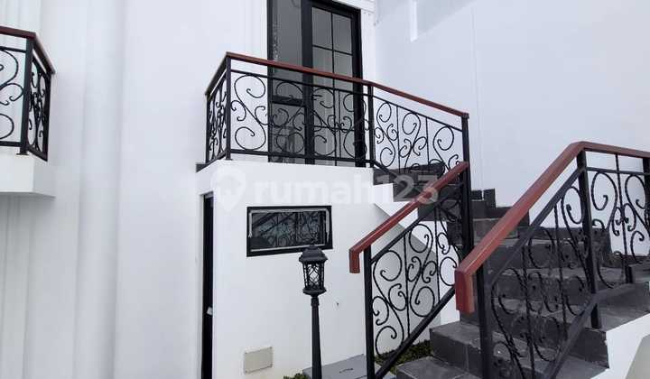 Rumah Strategis Dgn Swimming Pool & Luas Dibintaro Tangsel 10457 2