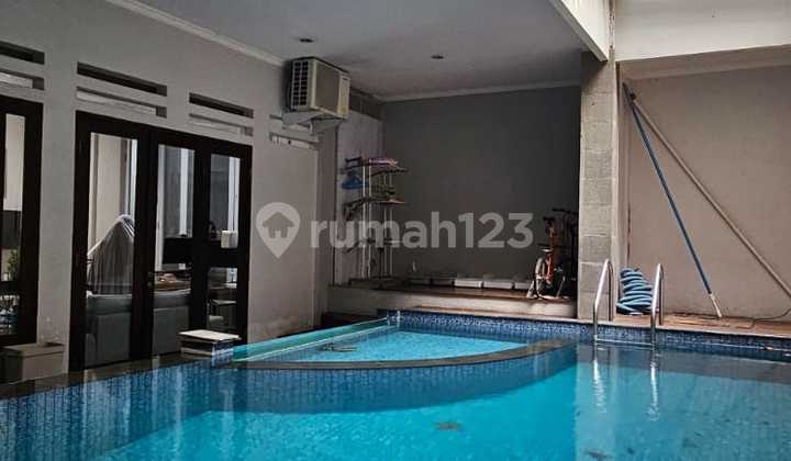 Strategic House in Bintaro Jaya LR-17250