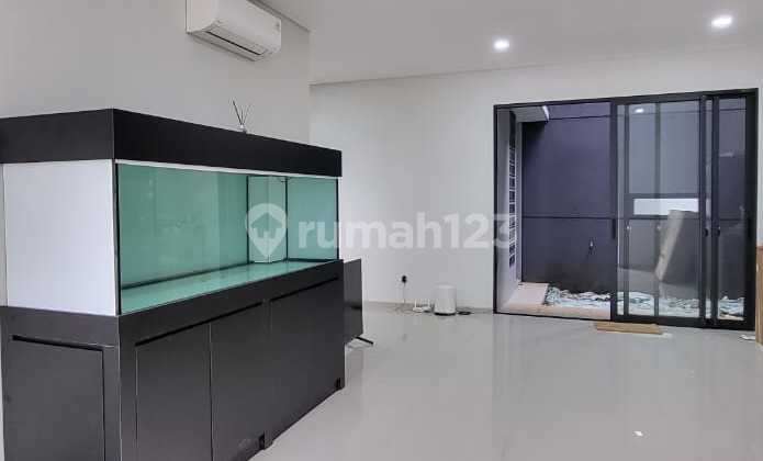Rumah Modern Desain Menarik di Discovery Bintaro 16605-SC 0811189xxxx 2