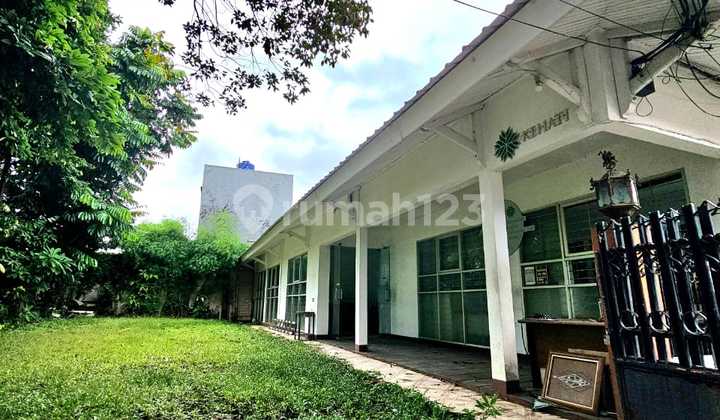 Rumah Strategis Cocok Untuk Usaha di Mampang Jaksel LR-12294 2