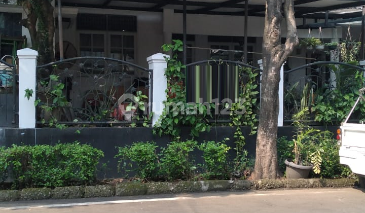 Rumah Strategis Dkt Sta KRL di Bintaro Tangsel Af-16339 Rumah Strategis Dkt Sta KRL di Bintaro Tangsel Af-16339