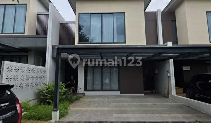 Strategic Modern Minimalist House in Bintaro Tangsel Ip-17667