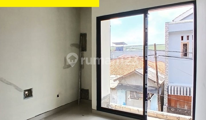 Rumah Baru ada 2 Unit Siap Visit di Sektor 1 Bintaro 17403-GB 0811189xxxx