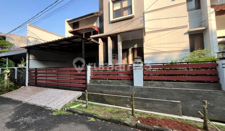 Strategic House Near Bintaro Plaza in Bintaro Tangsel Om-17266