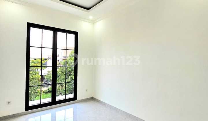 Strategic House with Swimming Pool in Bintaro Tangsel Lr-16034 9