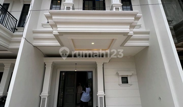 Yu Punya Rumah Moderen Sebelah Dengan Tol Dan Dekat Sama Stasiun Yu Punya Rumah Moderen Sebelah Dengan Tol Dan Dekat Sama Stasiun
