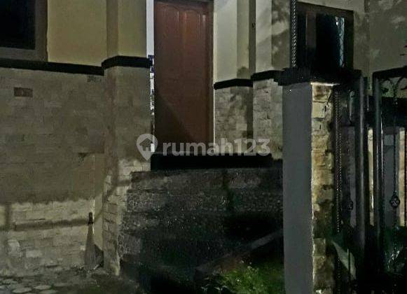 Rumah Di Perumahan Pondok Hijau 16