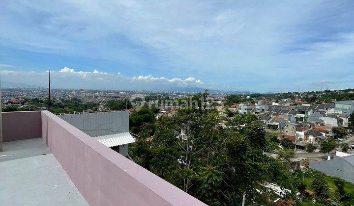 Dijual Rumah Cantik Furnished Strategis di Padasuka Bandung 2