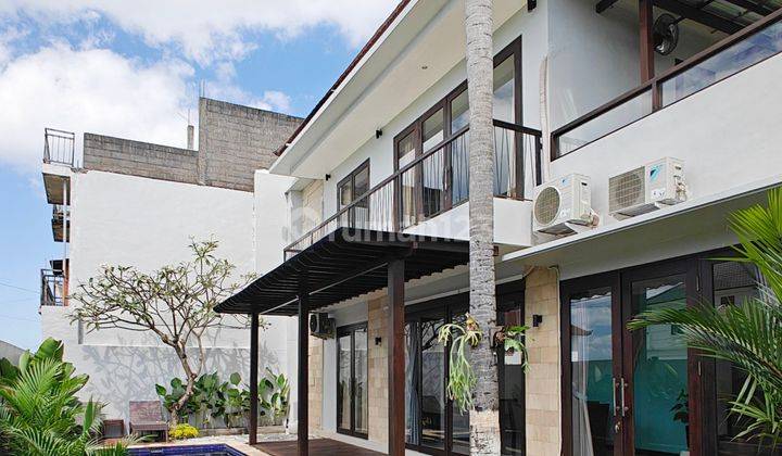 House with views of rice fields and beach 1