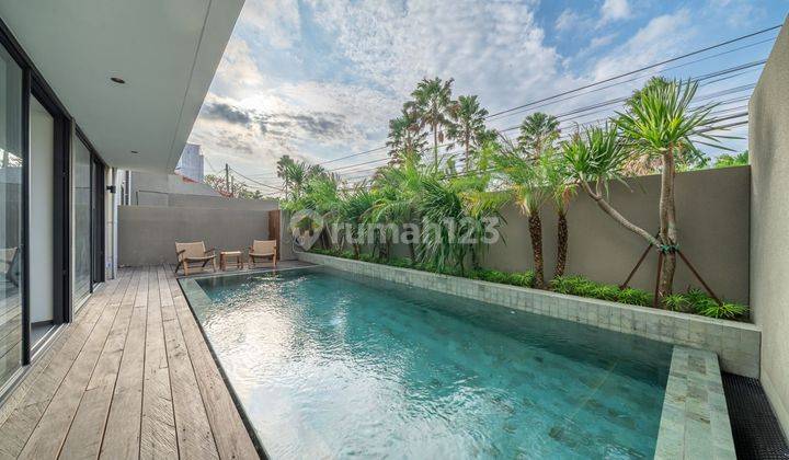 Villa modern strategis di seminyak Bali 2