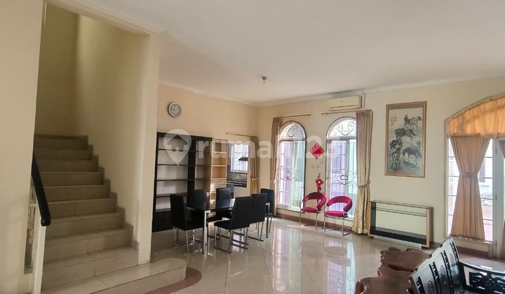 BEST DEAL Rumah PIK BGM 2,5 Lantai Furnished Strategis BISA NEGO