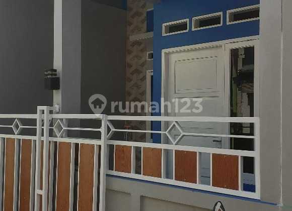 Single-Storey House in Meruya Area, Near SMP 215, Alley Access. 2