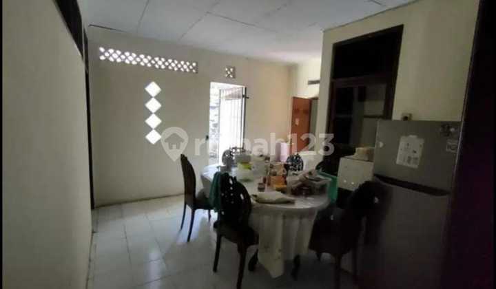 Rumah 2 Lantai Area Bintaro Jaya Sektor 3  2