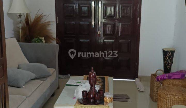 Rumah Second Graha Raya Bintaro Private Pool  1