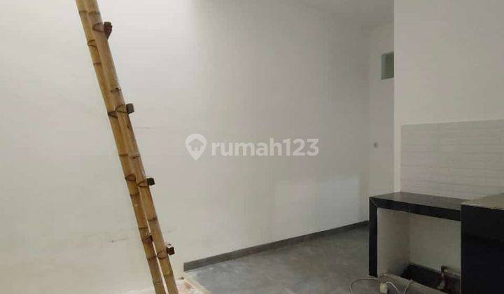 Rumah Ciledug 2 Lantai Dekat Halte Busway  2