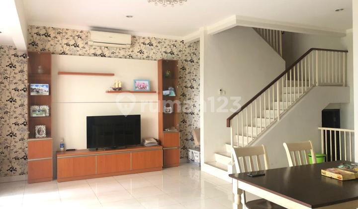 Rumah 2 Lantai Area Bintaro Full Funished Dekat Boulevard Bintaro