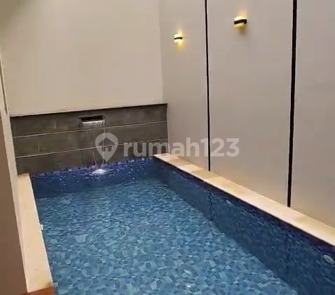 Rumah 3 Lantai Area Kejaksaan Dekat Jakarta Barat Rumah 3 Lantai Area Kejaksaan Dekat Jakarta Barat