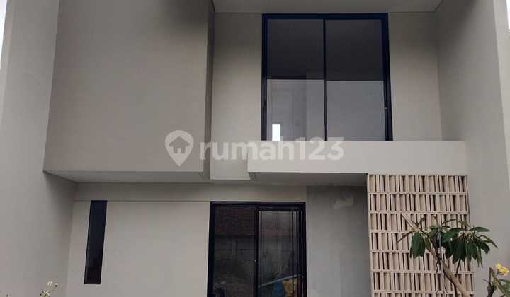 Rumah 2 Lantai Area Joglo Raya Super Strategis Rumah 2 Lantai Area Joglo Raya Super Strategis