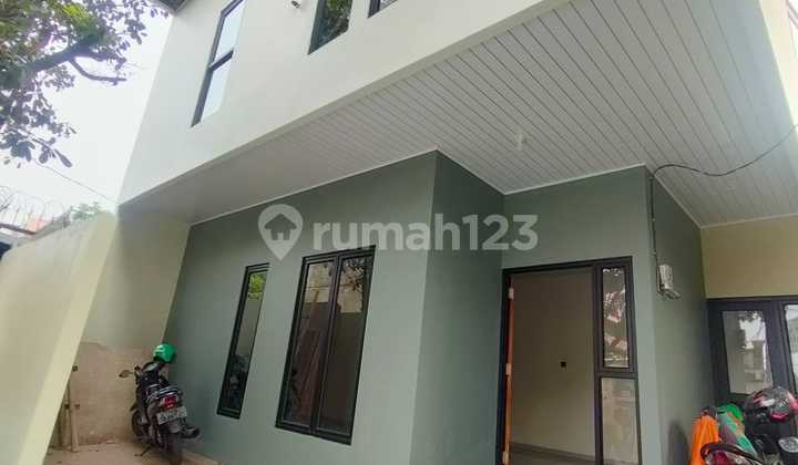 Rumah 2 Lantai Ciledug Area Trans Jakarta Puri Beta