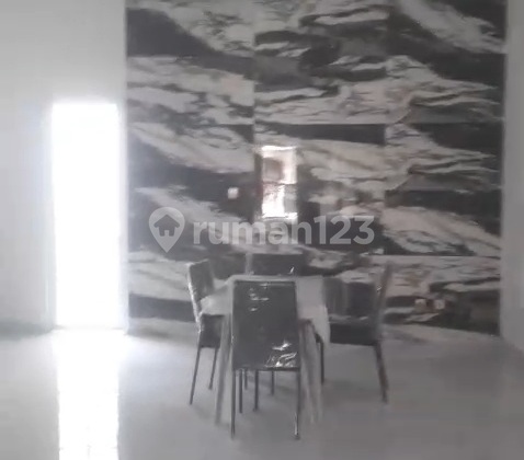 Rumah 2 Lantai Area Joglo Raya Siap Huni Jakbar