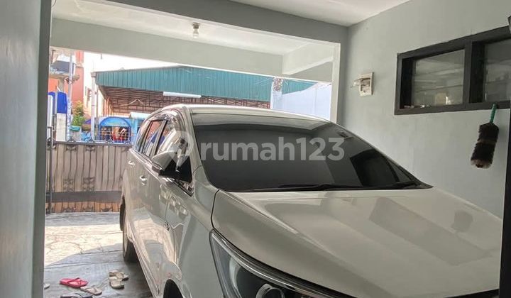 Rumah 2 Lantai Area Larangan Dekat Taman Asri 